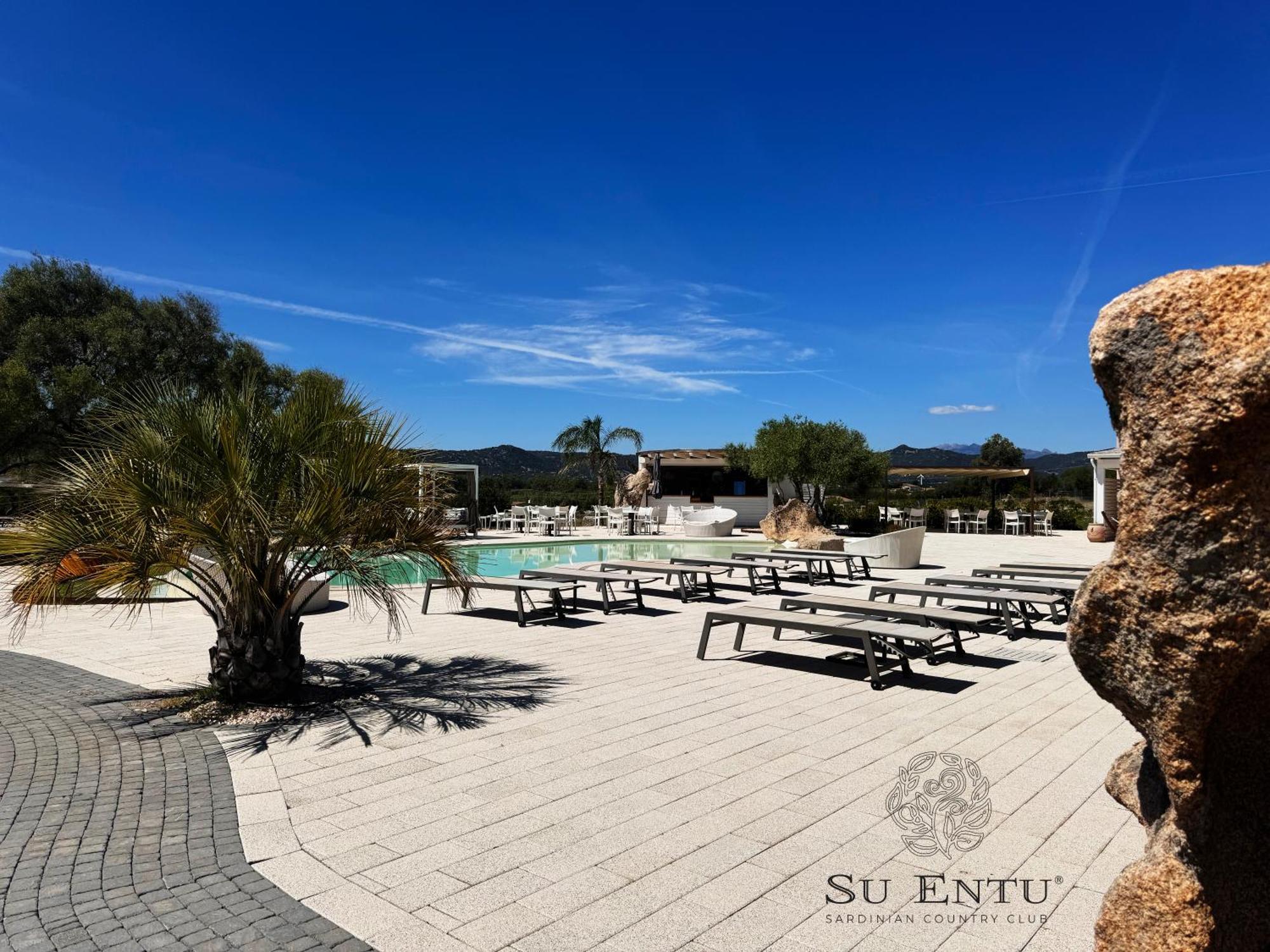 奧爾比亞 Su Entu Sardinian Country Club酒店 外观 照片